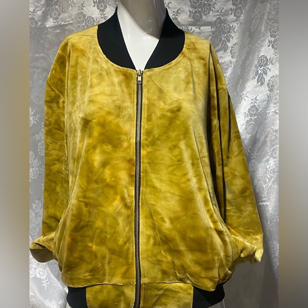 Lularoe Sz. L Stevie Velour Tye Dye Zip Front Jacket 23.5”pit2pit   22.5”length